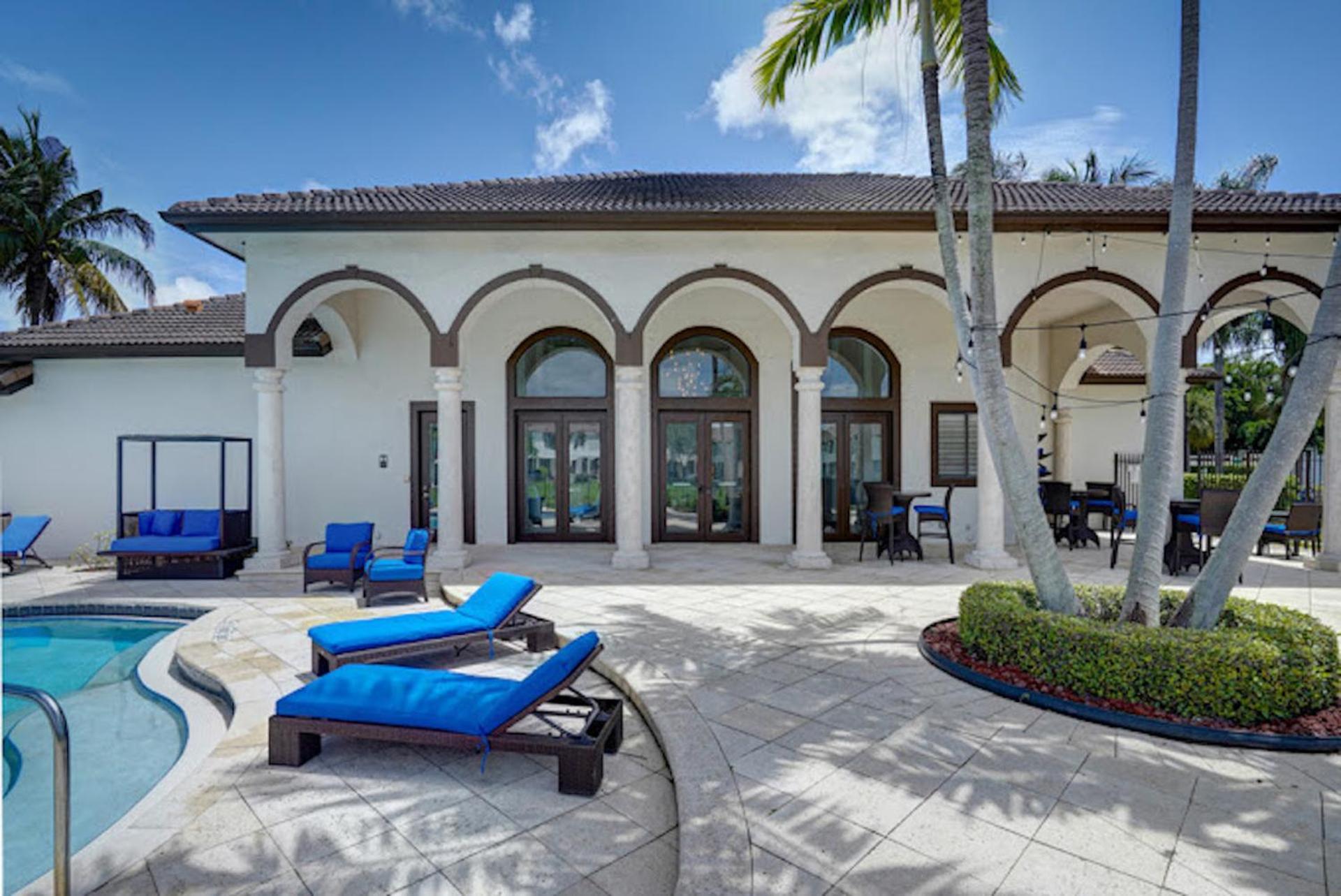 Newly Renovated Townhome With King Bed Delray Beach Ngoại thất bức ảnh